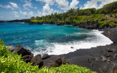 Five Essential Honeymoon Experiences on Maui